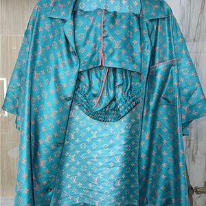 Men’s Teal and Pink Louis Vuitton Monogram Set